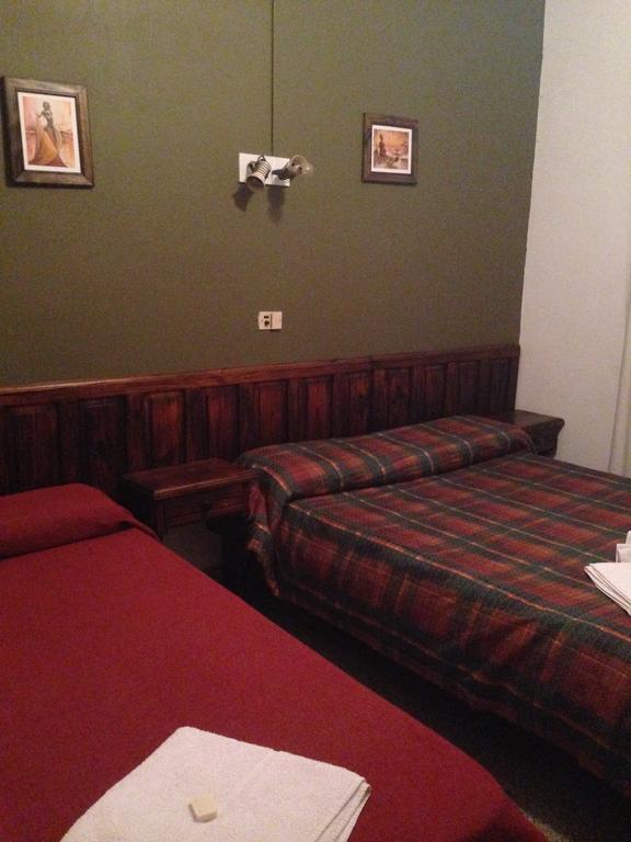 Hotel Gure Echea Villa Carlos Paz Esterno foto