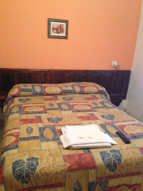 Hotel Gure Echea Villa Carlos Paz Esterno foto